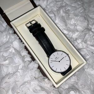Classic Sheffield Daniel Wellington Watch